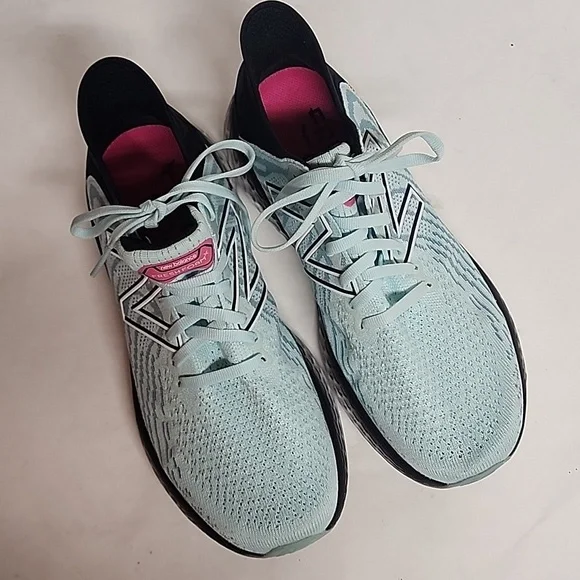New Balance Fresh Foam 1080 Womens Sz 8.5 seafoam Athletic Shoes - Picture 2 of 14